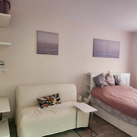 Apartament квадратчето Vrața